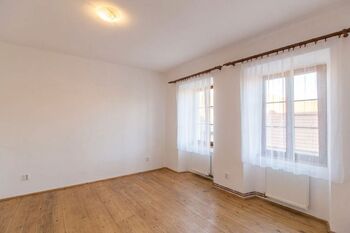 ložnice - Pronájem bytu 2+kk v osobním vlastnictví 67 m², Vodňany