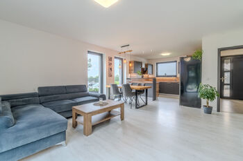 Pronájem domu 155 m², Dobratice