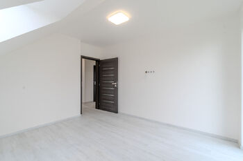 Pronájem domu 155 m², Dobratice