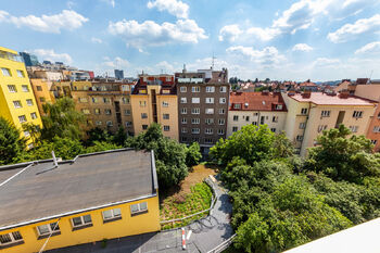 Pronájem bytu 1+kk v osobním vlastnictví 26 m², Praha 4 - Nusle
