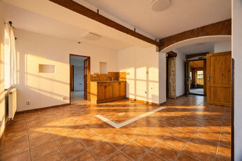 Prodej restaurace 300 m², Skalsko
