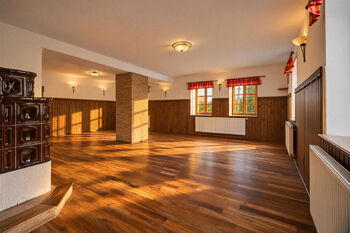 Prodej restaurace 300 m², Skalsko
