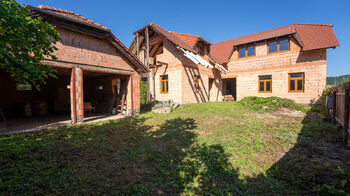 Prodej domu 340 m², Předklášteří