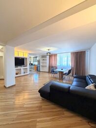 Prodej bytu 2+kk v osobním vlastnictví 86 m², Karlovy Vary
