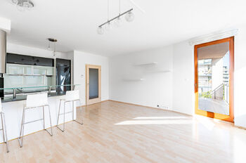 Prodej bytu 3+kk v osobním vlastnictví 83 m², Praha 10 - Hostivař