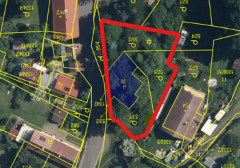 Prodej pozemku 894 m², Hlinná