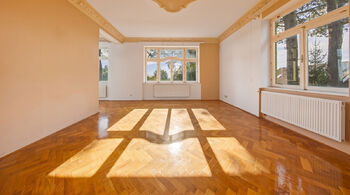 Prodej domu 600 m², Nový Bor