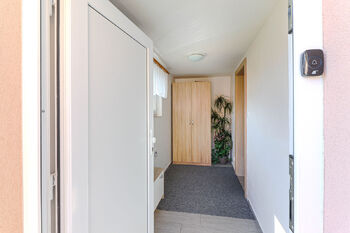 Předsíň - Prodej domu 170 m², Čáslavsko