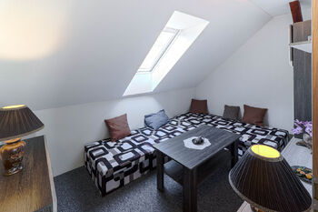 Pokoj v patře - Prodej domu 170 m², Čáslavsko