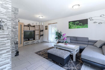 Obývací pokoj - Prodej domu 170 m², Čáslavsko