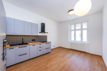 Pronájem bytu 2+kk v osobním vlastnictví 44 m², Praha 4 - Nusle