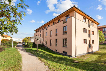 dům - Prodej bytu 1+kk v družstevním vlastnictví 40 m², Praha 5 - Stodůlky