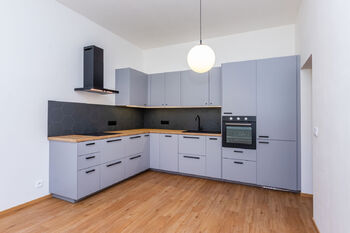 Pronájem bytu 2+kk v osobním vlastnictví 44 m², Praha 4 - Nusle