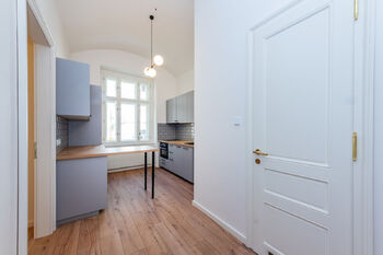 Pronájem bytu 2+kk v osobním vlastnictví 34 m², Praha 2 - Vyšehrad
