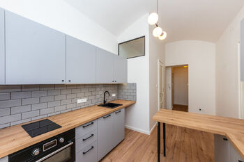Pronájem bytu 2+kk v osobním vlastnictví 34 m², Praha 2 - Vyšehrad