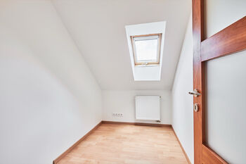 Prodej domu 206 m², Chýnice