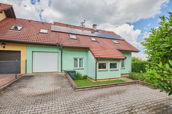 Prodej domu 206 m², Chýnice
