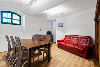 Prodej kancelářských prostor 68 m², Kladno