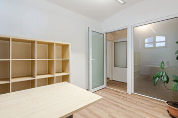 Prodej kancelářských prostor 68 m², Kladno