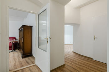 Prodej kancelářských prostor 68 m², Kladno