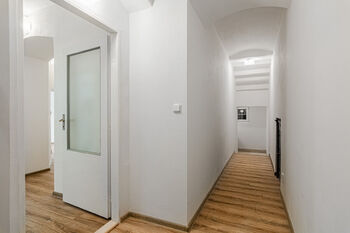Prodej kancelářských prostor 68 m², Kladno