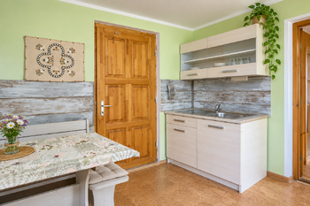 mensi - kuchynsky kout - Prodej chaty / chalupy 145 m², Pincehely