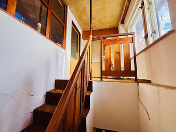 Schodiště - Prodej domu 85 m², Želeč