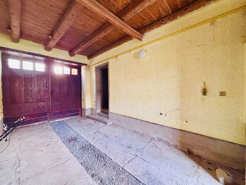 Průjezd 2 od dvora - Prodej domu 85 m², Želeč