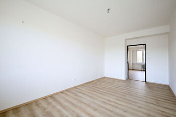 Prodej bytu 3+1 v osobním vlastnictví 64 m², Praha 4 - Nusle