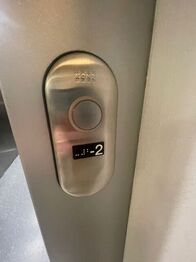 Prodej garážového stání, Praha 10 - Michle