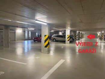Prodej garážového stání, Praha 10 - Michle