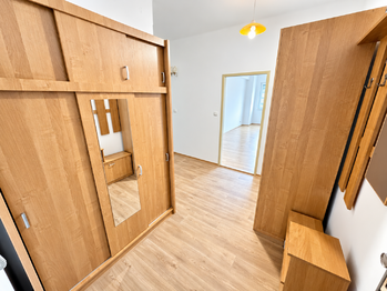 Pronájem bytu 2+kk v osobním vlastnictví 50 m², Praha 7 - Holešovice