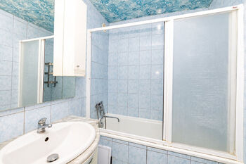 Koupelna - Prodej bytu 3+1 v osobním vlastnictví 70 m², Litoměřice