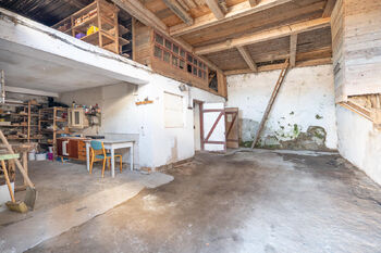 Dílny/technické zázemí. - Prodej domu 135 m², Černovice