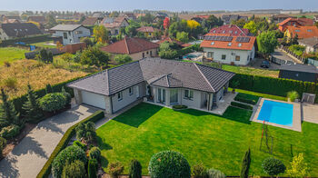 Prodej domu 182 m², Zlatá