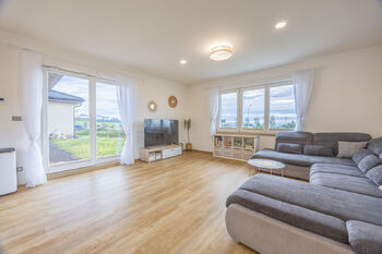 Obývací pokoj - Prodej domu 210 m², Most