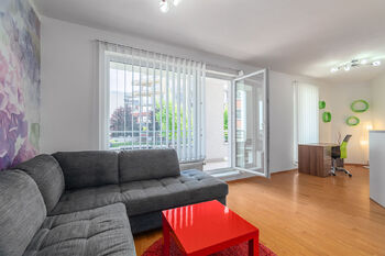 Pronájem bytu 2+kk v osobním vlastnictví 48 m², Praha 5 - Zličín