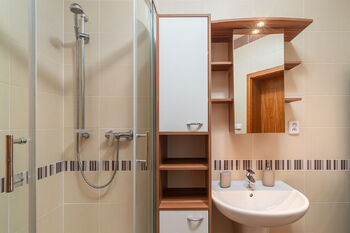 Pronájem bytu 2+kk v osobním vlastnictví 48 m², Praha 5 - Zličín