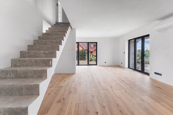 Prodej bytu 4+kk v osobním vlastnictví 149 m², Kly
