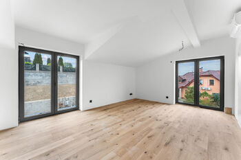 Prodej bytu 4+kk v osobním vlastnictví 149 m², Kly