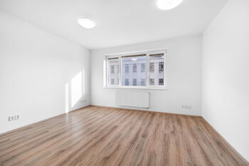 Pronájem bytu 1+kk v osobním vlastnictví 28 m², Brno