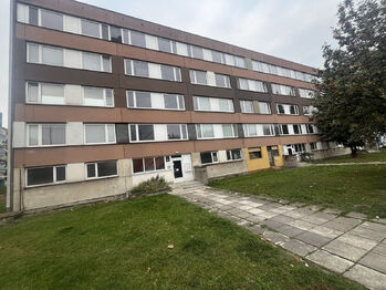 Pronájem bytu 1+kk v osobním vlastnictví 34 m², Kladno