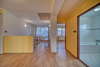 Prodej domu 191 m², Vrbová Lhota