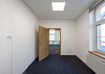 Petr Sonnenschein | +420 778750999 | petr.sonnenschein@re-max.cz - Pronájem kancelářských prostor 188 m², Ostrava
