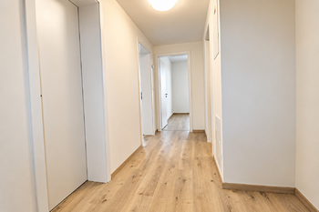 Chodba - Prodej bytu 2+kk v osobním vlastnictví 61 m², Praha 9 - Letňany