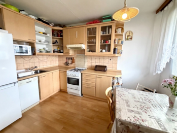 Prodej bytu 2+kk v osobním vlastnictví 47 m², Praha 9 - Hostavice