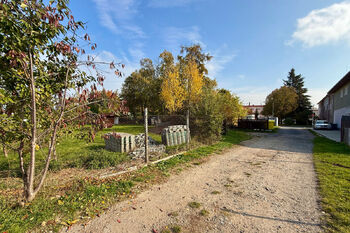 Prodej pozemku 687 m², Benátky nad Jizerou