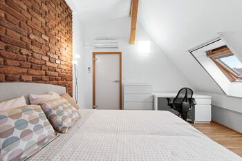 Prodej bytu 3+kk v osobním vlastnictví 95 m², Praha 5 - Smíchov