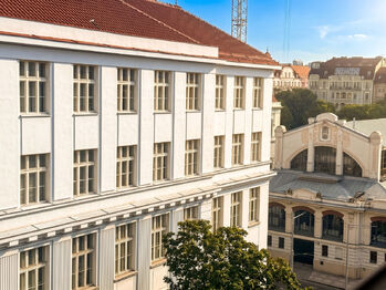 Prodej bytu 3+kk v osobním vlastnictví 95 m², Praha 5 - Smíchov