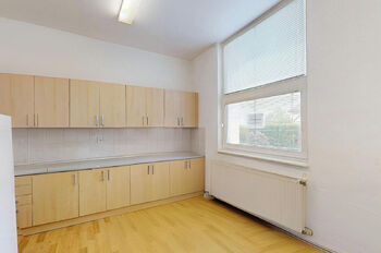 Prodej kancelářských prostor 1620 m², Hlinsko